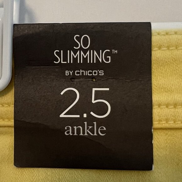 So Slimming Chico’s 2.5 Women’s Ankle Pants Jeans Yellow Stretch Size Large - Picture 3 of 14